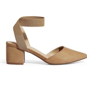 Camel Suede Pointed Tow Low Chunky Pump Heel